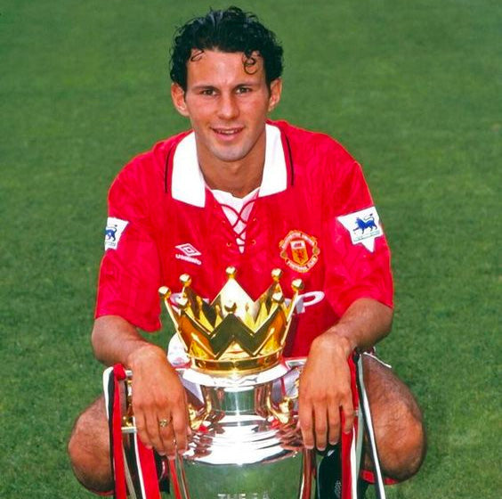 Retro Manchester United Home shirt 1992 / 1993 Home Man Utd 92 / 93 Jersey Premier League Champions Beckham Giggs Cantona Class of 92 MUFC